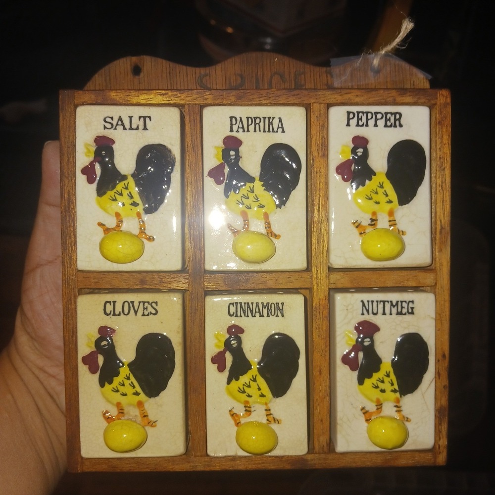 Vintage Thames Japan Rooster Spice Rack Ceramic Shakers Wooden Wall Mount Set